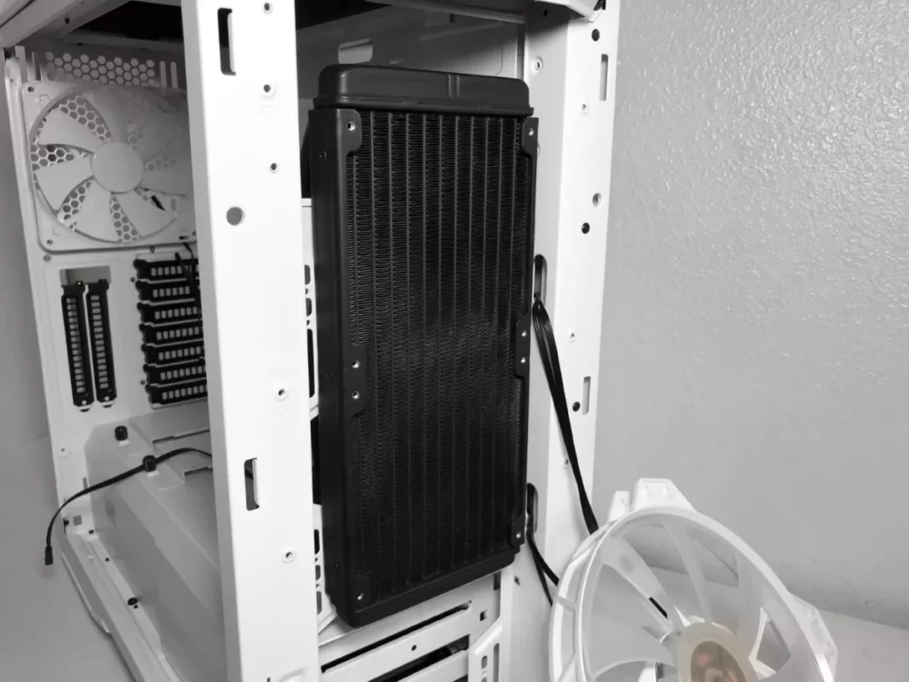 Coolermaster H500P Mesh White radiator install front panel