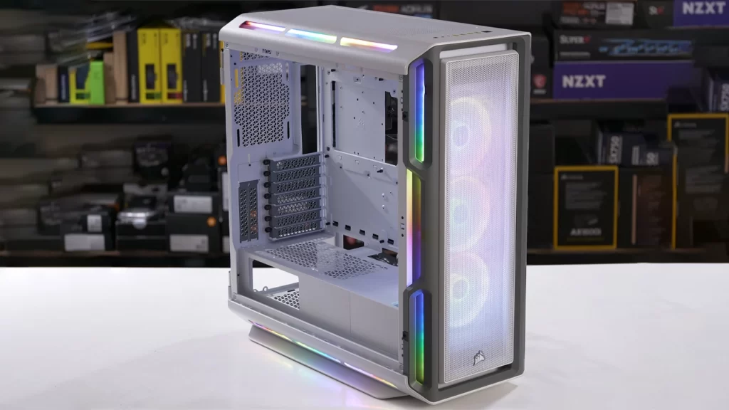 کیس Corsair iCue 5000T - منبع: Kitguru